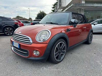 Usata Mini Cooper Cabriolet 122 CV (89 kW) 2011 Arancione Cabrio