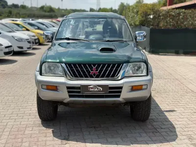 Usata Mitsubishi L200