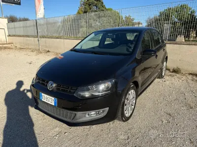 Usata VW Polo Comfortline 86 CV (63 kW) 2010 Nero Utilitaria