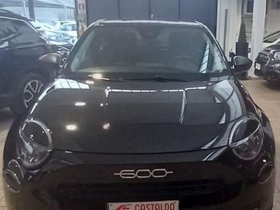 Usata Fiat 600 110 CV (80 kW) 2025 Nero SUV