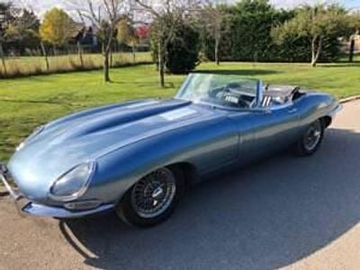 Usata Jaguar E-Type 269 CV (197 kW) 1964 Blu Cabrio