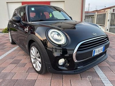 Usata Mini ONE 102 CV (75 kW) 2019 Nero Utilitaria