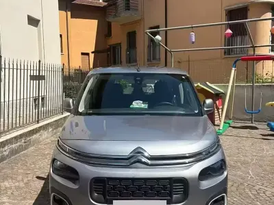 Usata Citroën Berlingo Feel 102 CV (75 kW) 2020 Grigio Monovolume