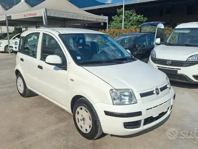 Usata Fiat Panda 69 CV (50 kW) 2012 Bianco Utilitaria