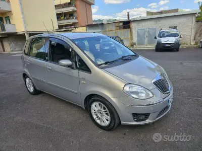 Brugt Lancia Musa 77 HK (56 kW) 2009 Grå MPV