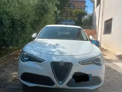 Usata Alfa Romeo Stelvio 190 CV (139 kW) 2020 Bianco SUV