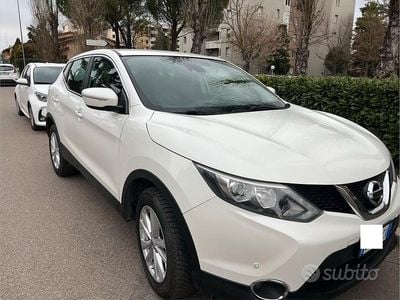 Usata Nissan Qashqai Acenta 110 CV (80 kW) 2014 Bianco SUV