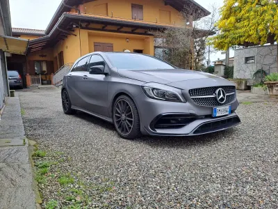 Usata Mercedes 200 Premium 136 CV (100 kW) 2018 Grigio Berlina