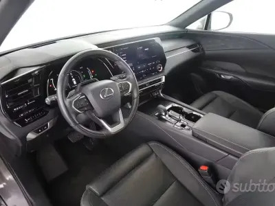Usata Lexus RX450h Luxury Line 185 CV (136 kW) 2024 Grigio SUV