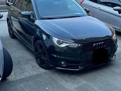 Usata Audi A1 Sportback S-Line 90 CV (66 kW) 2014 Nero Utilitaria