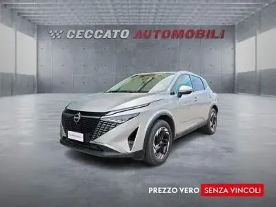 Usata Nissan Qashqai N-Connecta 140 CV (102 kW) 2025 Grigio SUV