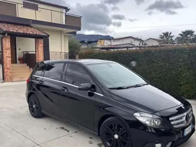 Usata Mercedes B180 Premium 109 CV (80 kW) 2013 Other Utilitaria
