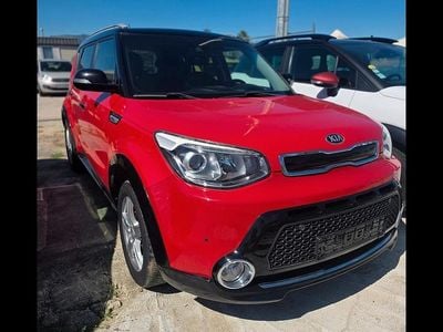 Usata Kia Soul 127 CV (93 kW) 2014 Rosso SUV