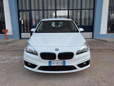 Usata BMW 216 Active Tourer Advantage 116 CV (85 kW) 2017 Bianco Monovolume