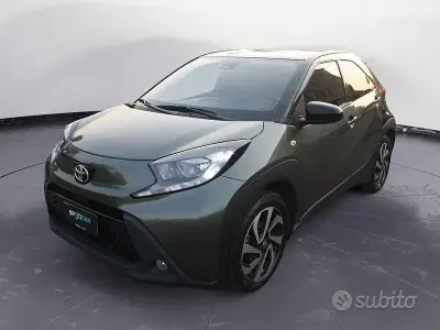 Usata Toyota Aygo X Trend 72 CV (52 kW) 2023 Verde SUV