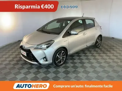 Usata Toyota Yaris Style 73 CV (53 kW) 2017 Grigio Utilitaria