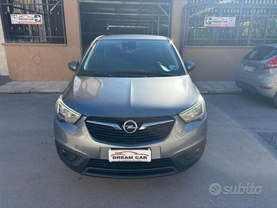 Usata Opel Crossland X 99 CV (72 kW) 2017 Grigio SUV