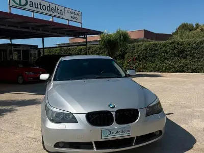 Usata BMW 530 231 CV (169 kW) 2005 Grigio Berlina