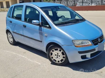 Usata Fiat Idea 95 CV (69 kW) 2004 Monovolume