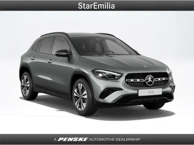 Nuova Mercedes GLA180 Advanced Plus 116 CV (85 kW) 2026 Grigio SUV