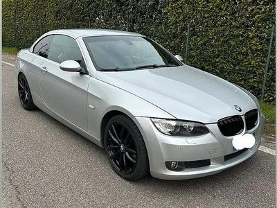 Usata BMW 320 Cabriolet 170 CV (125 kW) 2008 Grigio Cabrio