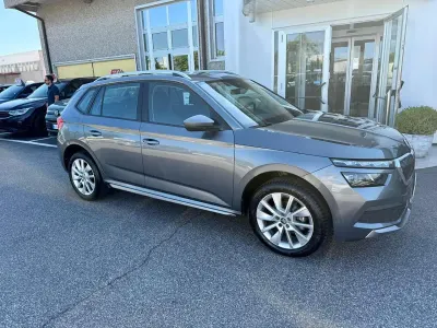 Usata Skoda Kamiq Style 90 CV (66 kW) 2022 Grigio SUV