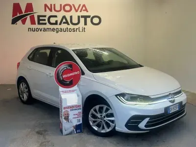 Usata VW Polo 110 CV (80 kW) 2022 Bianco Utilitaria