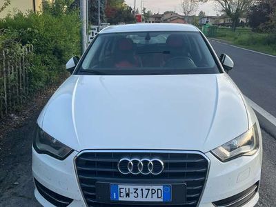 usata Audi A3 Sportback 1.6 tdi Ambiente