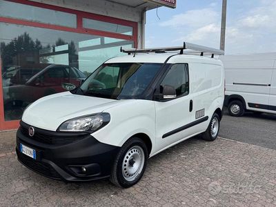Usata Fiat Doblò Business 120 CV (88 kW) 2020 Bianco Monovolume