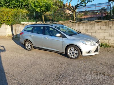 usata Ford Focus 1.6 tdci sw gancio traino originale