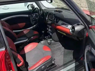 Usata Mini Cooper D Pepper 109 CV (80 kW) 2008 Rosso Utilitaria