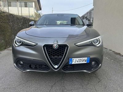 Usata Alfa Romeo Stelvio Business 209 CV (153 kW) 2017 Grigio SUV