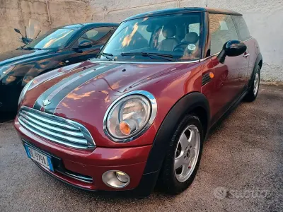 Usado Mini Cooper 90 CV (66 kW) 2007 Rojo Utilitario
