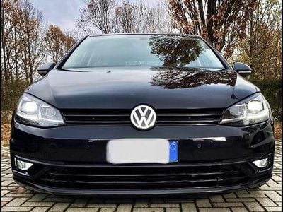Usata VW Golf VII Highline 116 CV (85 kW) 2017 Berlina