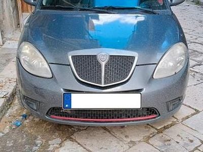 Usata Lancia Ypsilon 69 CV (50 kW) 2010 Grigio Utilitaria
