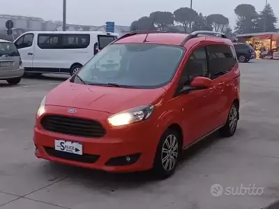 Usata Ford Tourneo Courier 75 CV (55 kW) 2017 Other Monovolume
