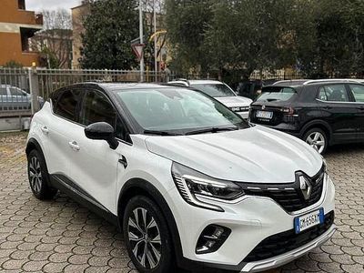 Usata Renault Captur Techno 145 CV (106 kW) 2023 Bianco SUV