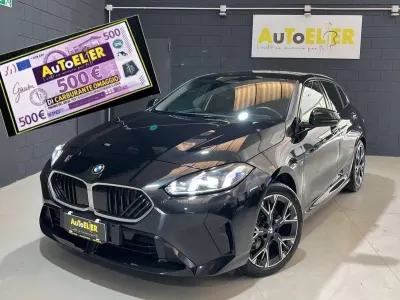Usata BMW 120 M Sport 204 CV (150 kW) 2025 Nero metalizzato Utilitaria