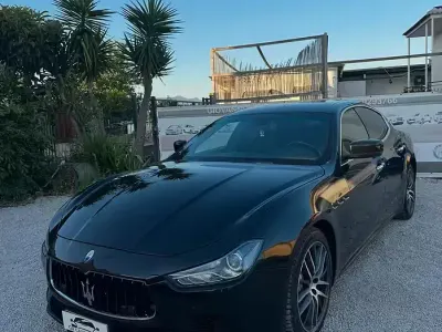 Usata Maserati Ghibli 250 CV (183 kW) 2014 Nero Berlina