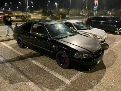 Usata Honda Civic 105 CV (77 kW) 2022 Nero Coupé