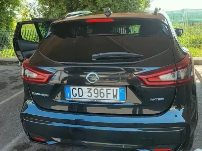Usata Nissan Qashqai N-TEC 116 CV (85 kW) 2020 Nero SUV