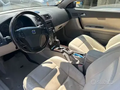 Usata Volvo C70 179 CV (131 kW) 2008 Blu Cabrio