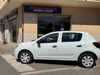 Gebraucht Dacia Sandero Ambiance 75 PS (55 kW) 2017 Weiß Limousine