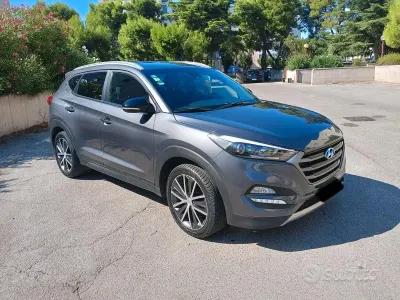 Usata Hyundai Tucson Comfort 141 CV (103 kW) 2018 Grigio SUV