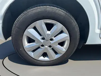 Usata Dacia Sandero Expression 101 CV (74 kW) 2023 Bianco Utilitaria