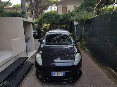 Usata Fiat Grande Punto Sport 90 CV (66 kW) 2007 Utilitaria