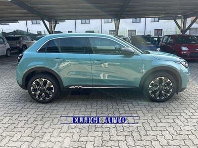 Nuova Fiat 600 La Prima 101 CV (74 kW) 2025 Azzurro acqua SUV