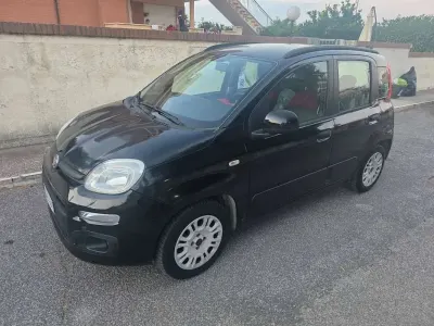 Usata Fiat Panda Lounge 86 CV (63 kW) 2016 Nero Utilitaria