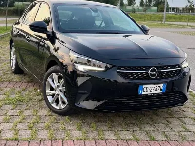 Usata Opel Corsa Elegance 75 CV (55 kW) 2021 Nero Utilitaria