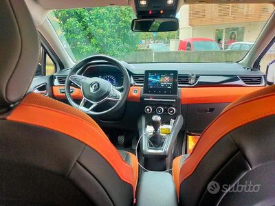 Usata Renault Captur 101 CV (74 kW) 2021 Bianco SUV
